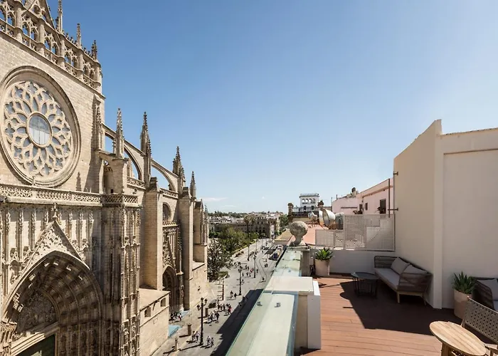 大教堂之门套房酒店 * 塞维利亚